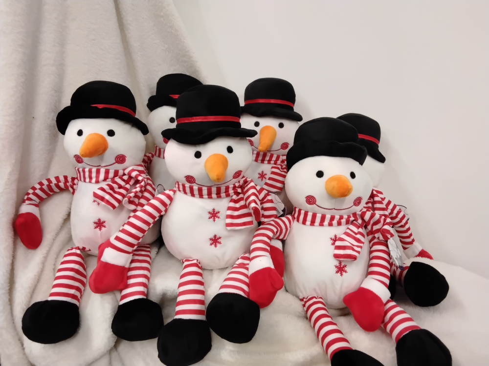 Frosty snowman soft toy