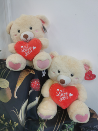 Medium cream ❤️ bear - A 30cm cream ❤️ bear